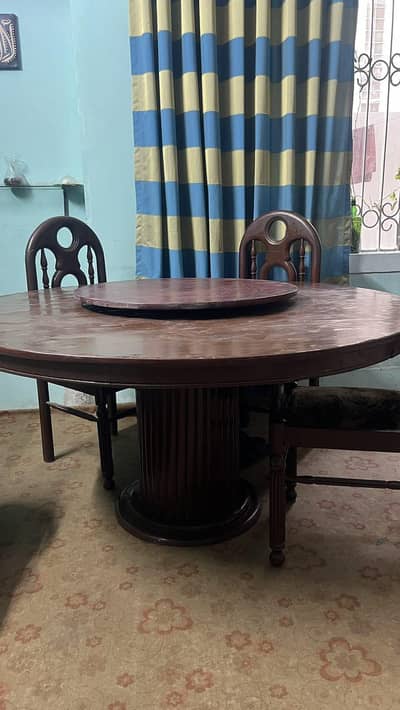 Dining table with 6 chairs
