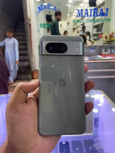 Google Pixel 8
