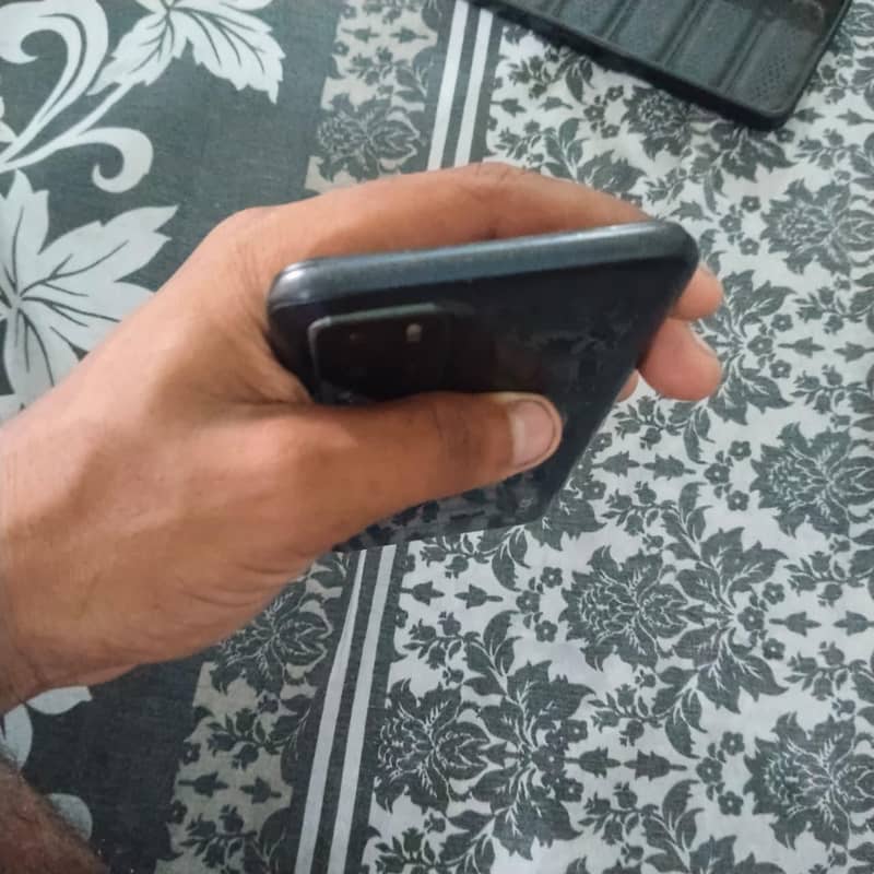 OPPO A16 0