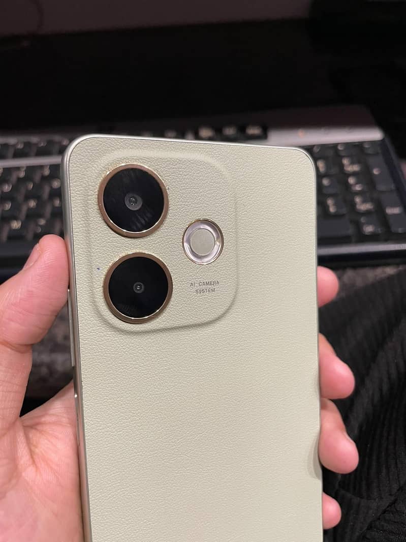 OPPO A5 Pro 4