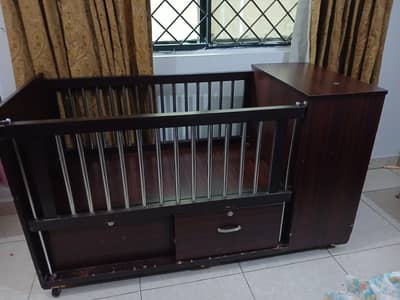 baby crib