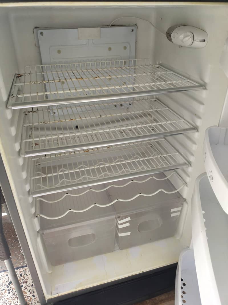 Orient refrigerator Ruby 260 litr 3