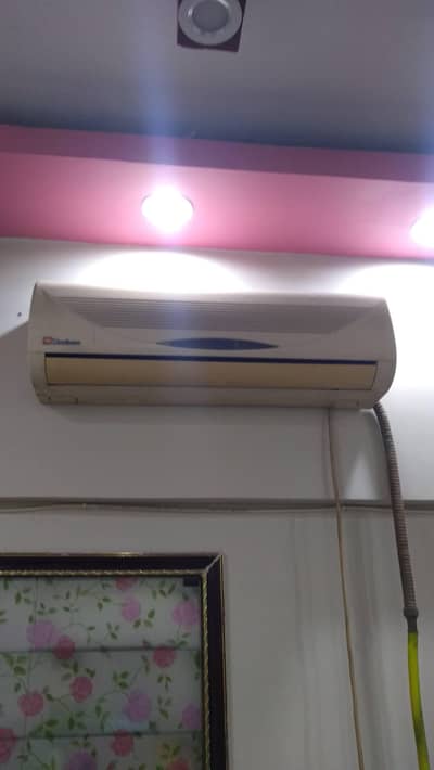 Bring Home A Well Maintained Dawlance Split Air Conditioner Today!