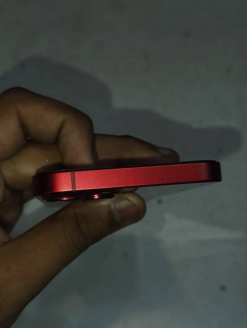 Apple iPhone 13 3