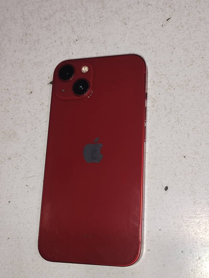 Apple iPhone 13 5