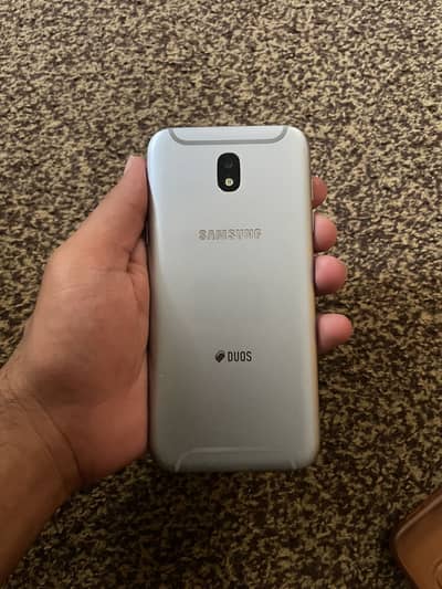 Samsung Mobile J5 Pro
