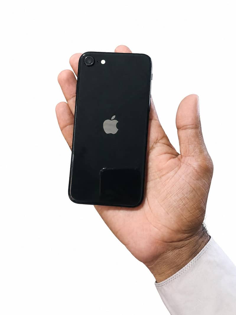 Apple iPhone SE 0