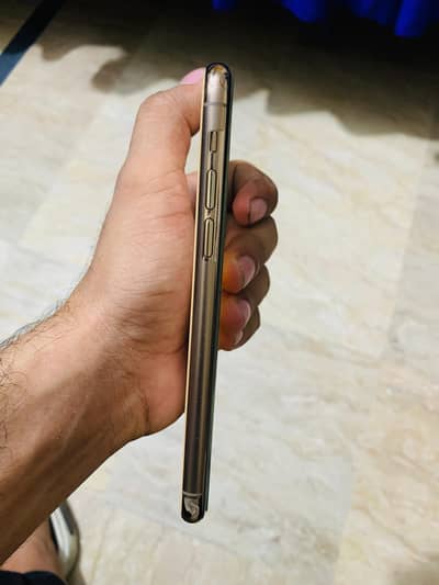 Apple iPhone 11 Pro