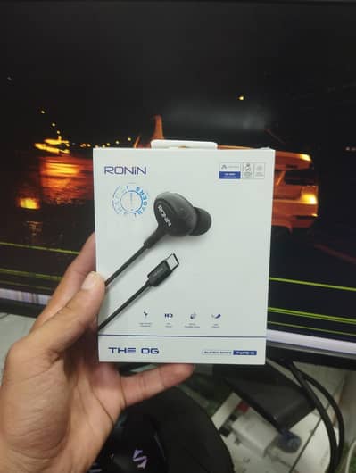 Ronin R9 The OG Typc Handfree New