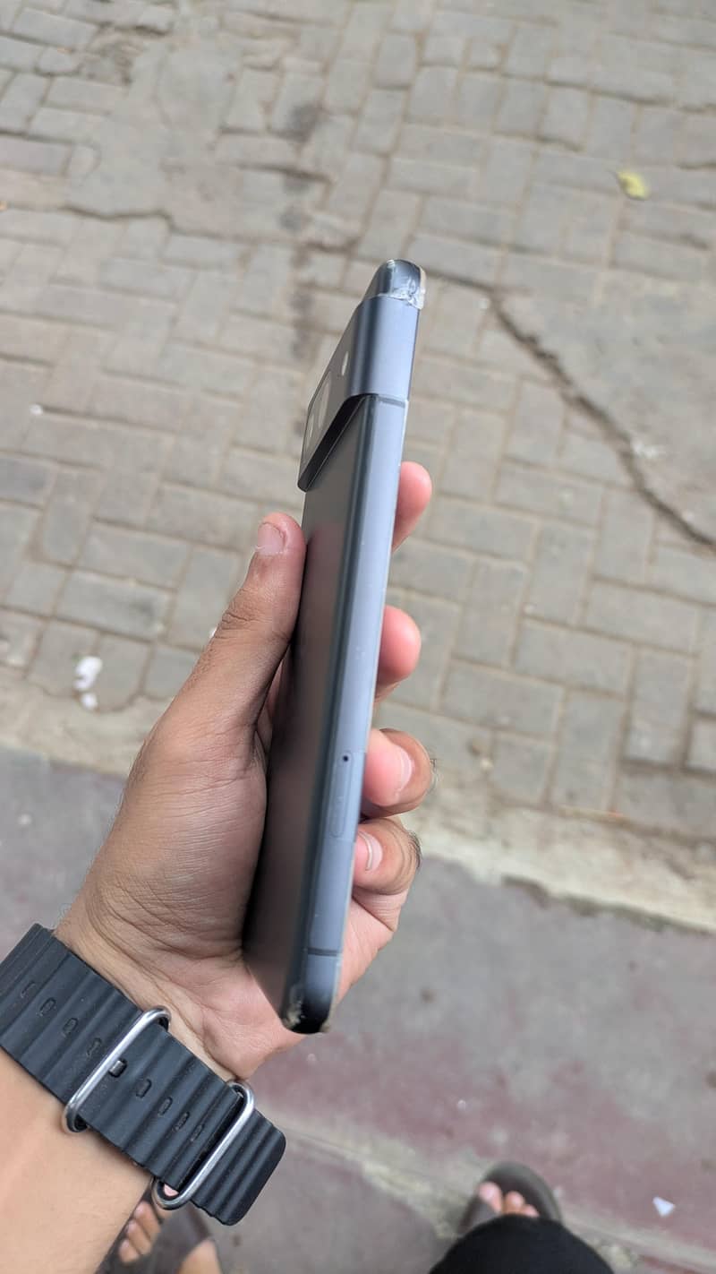 Google Pixel 8 2