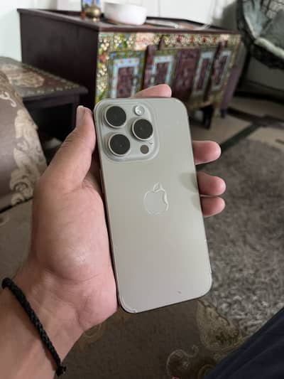 Apple iPhone 15 Pro
