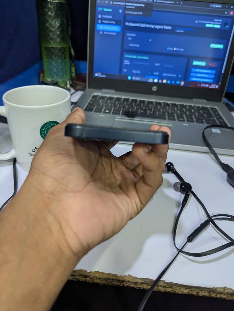 Apple,, iPhone 12 4