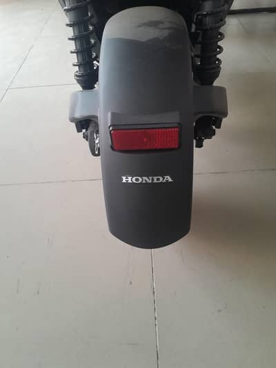 Honda scote