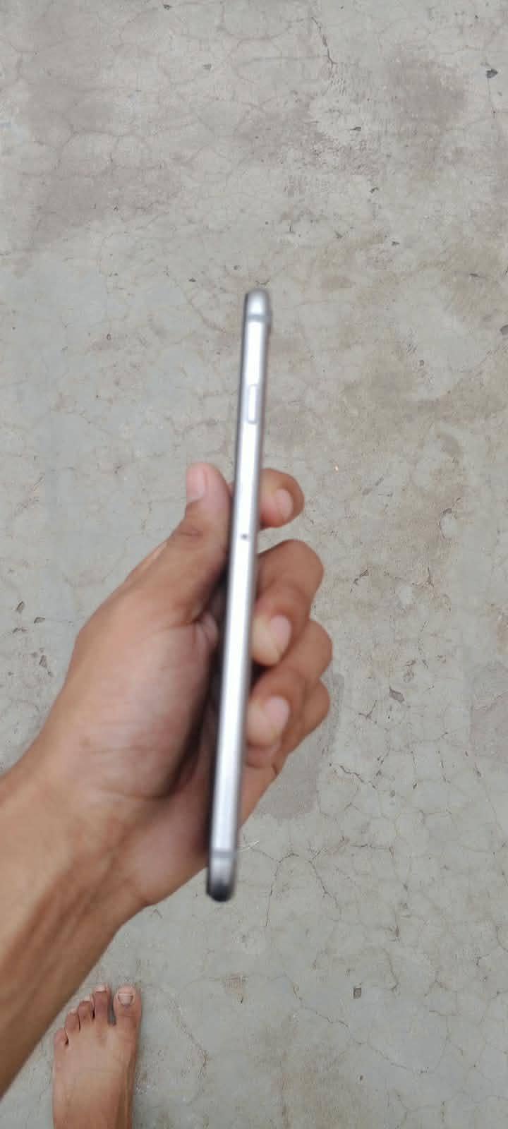 Apple iPhone 6S Plus 1