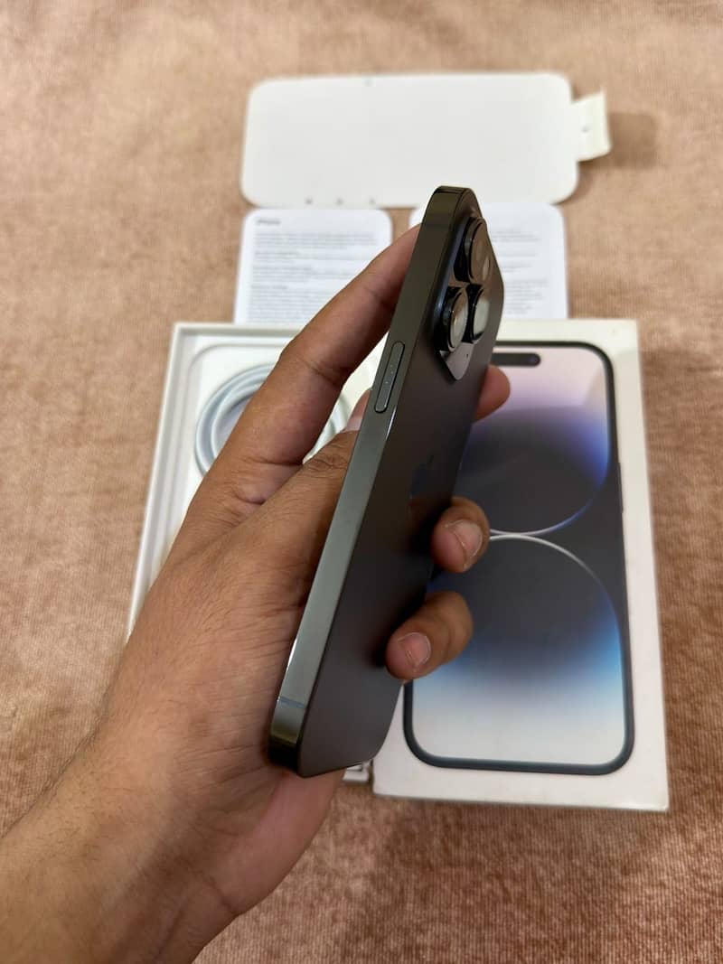 Apple iPhone 14 Pro 4