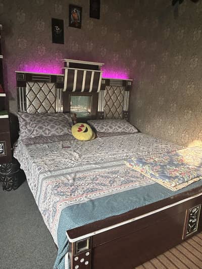 King size bed With side tables and dresser