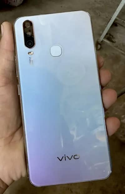 Vivo Y17