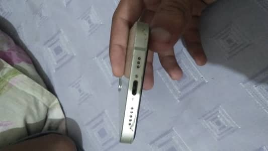 iPhone 12 03261702432
