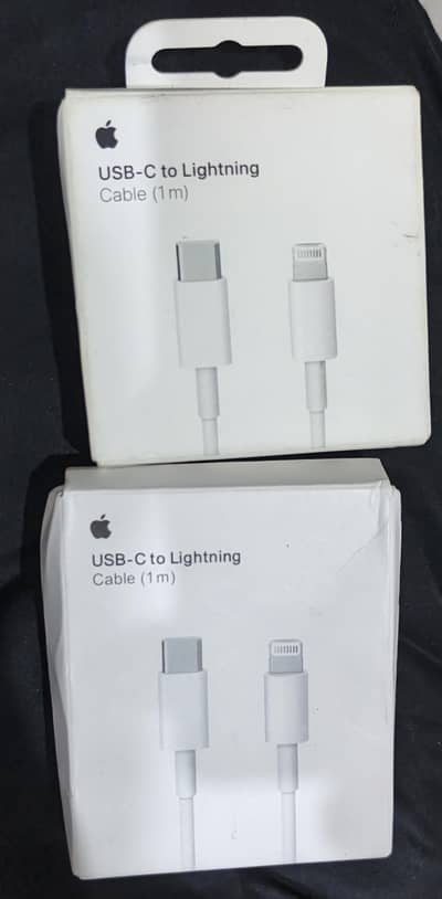 apple charger and lighting cable