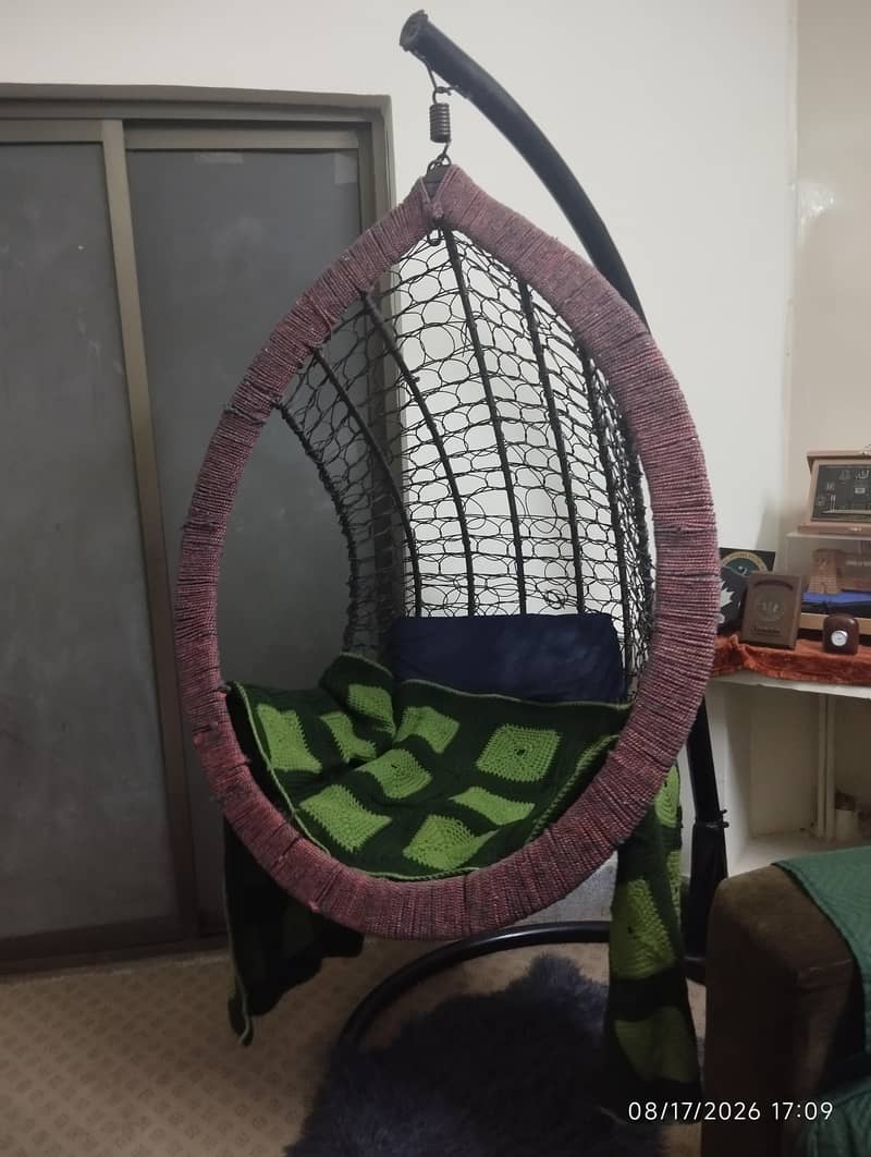 Hanging swing/ jhola 1