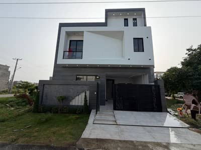 6 Marla Modern House For Sale
