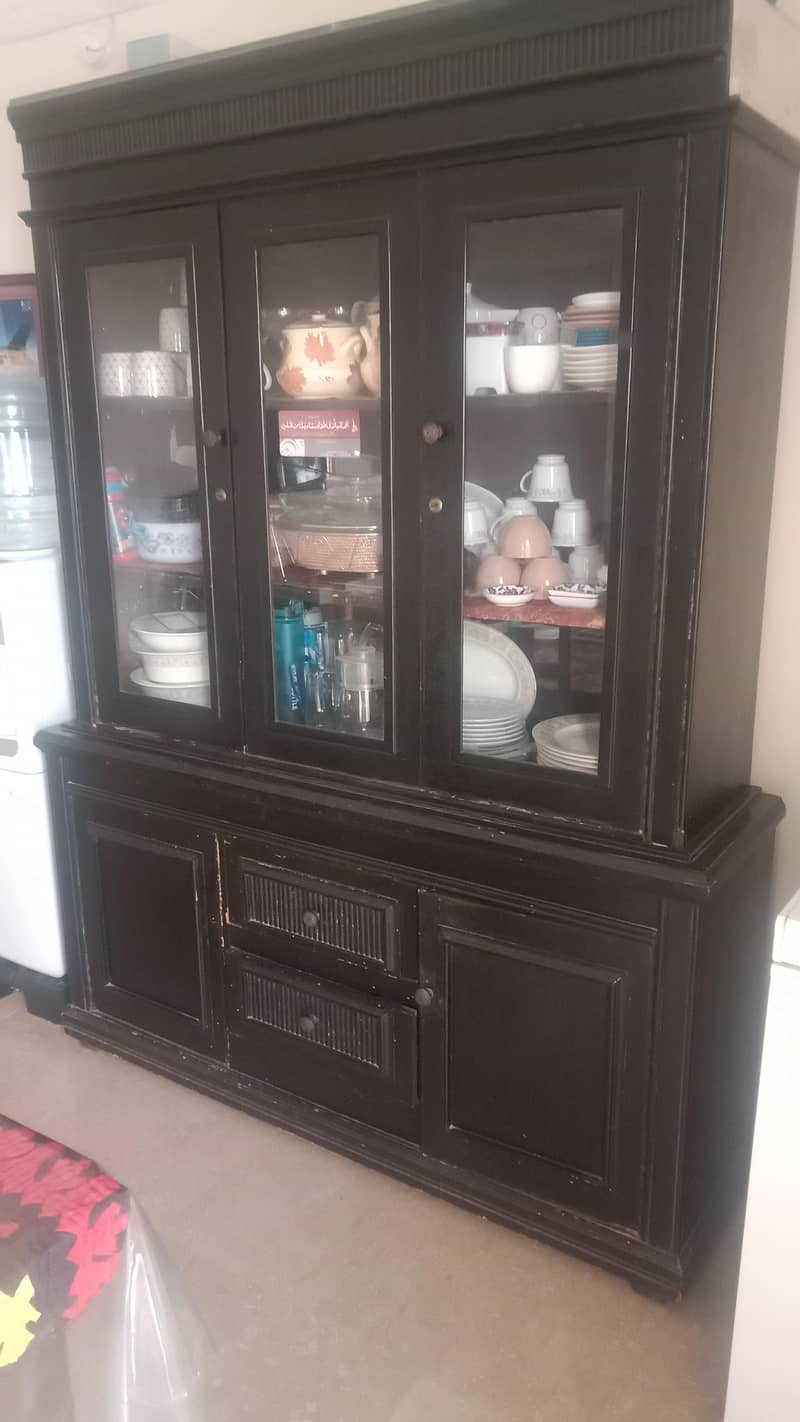 Divider show case 0