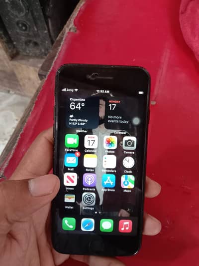 Apple iPhone 7