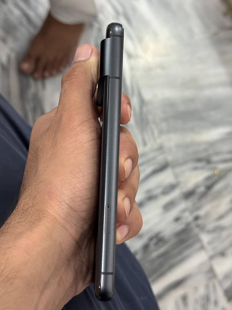 Google Pixel 8 6