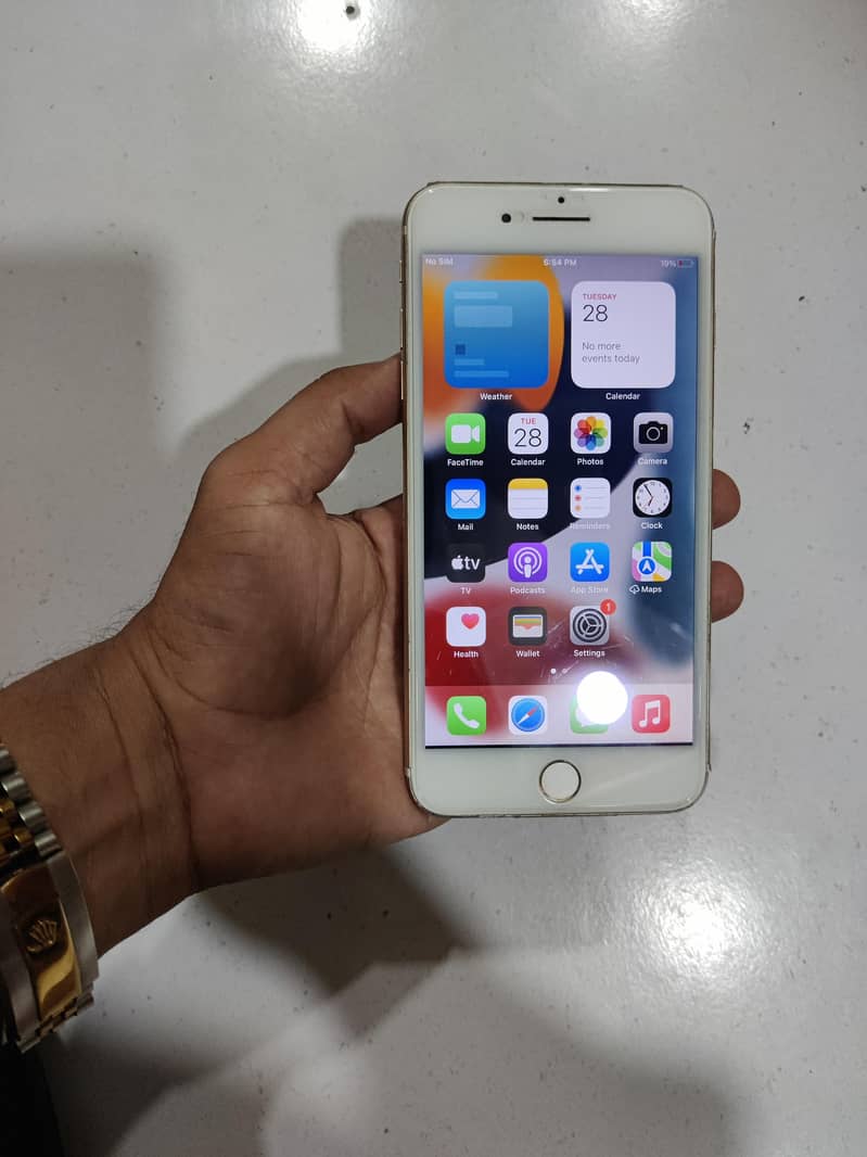 Apple iPhone 7 Plus 0