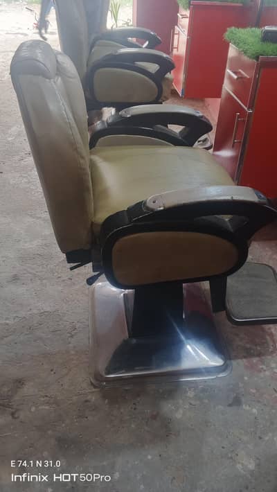 saloon chair good candion 2 chair hai 03086797852