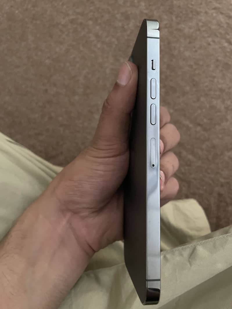 Iphone 13pro max JV 1