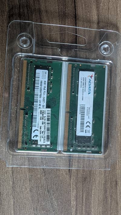8Gb DDR 4 RAM 2 RAMs