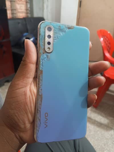 Vivo S1