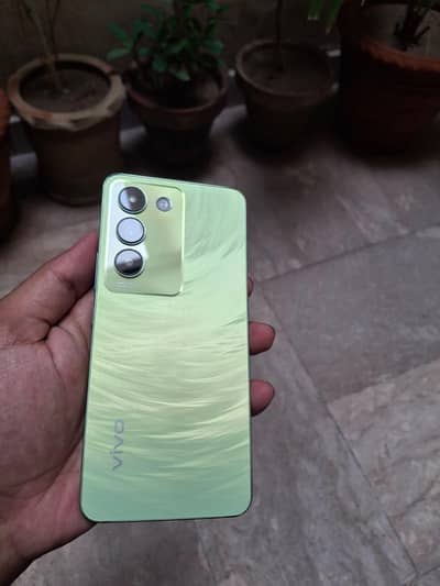 Vivo Y100