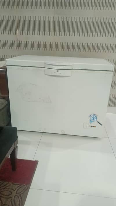 dawlannce deep freezer df-400 for sale