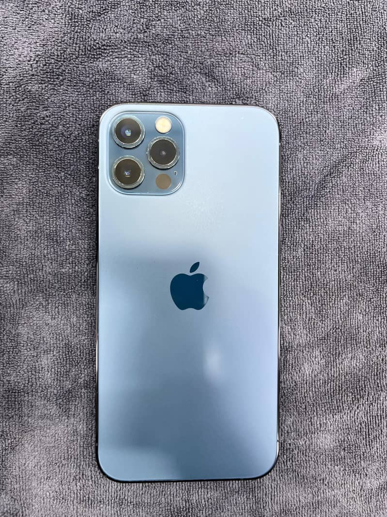 Apple iPhone 13 Pro Max 4