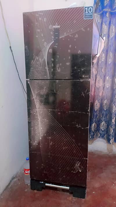 Urgent foR saLE HaEir invErToR refrigerator