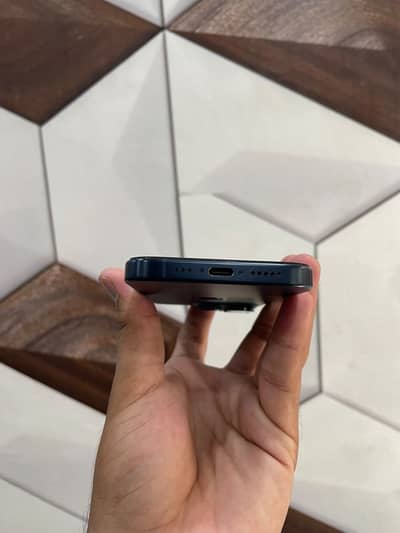 Apple iPhone 15 Pro