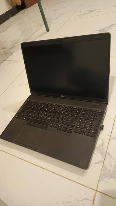 Dell Latitude 5501 | Core i7 9th generation | 9.5/10 condition