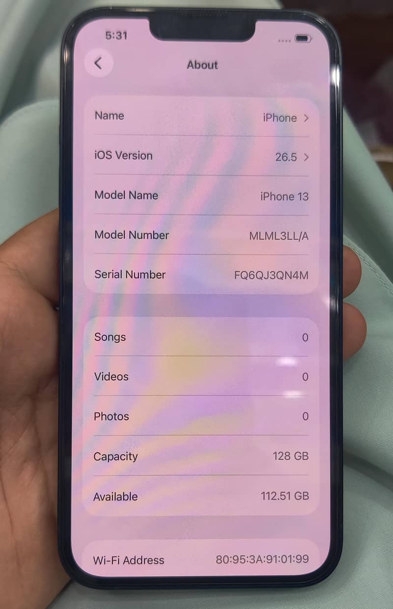Apple iPhone 13 5