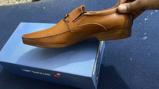 Formal shoes