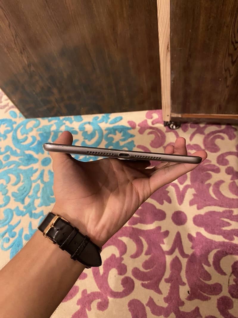 iPad mini 5 4