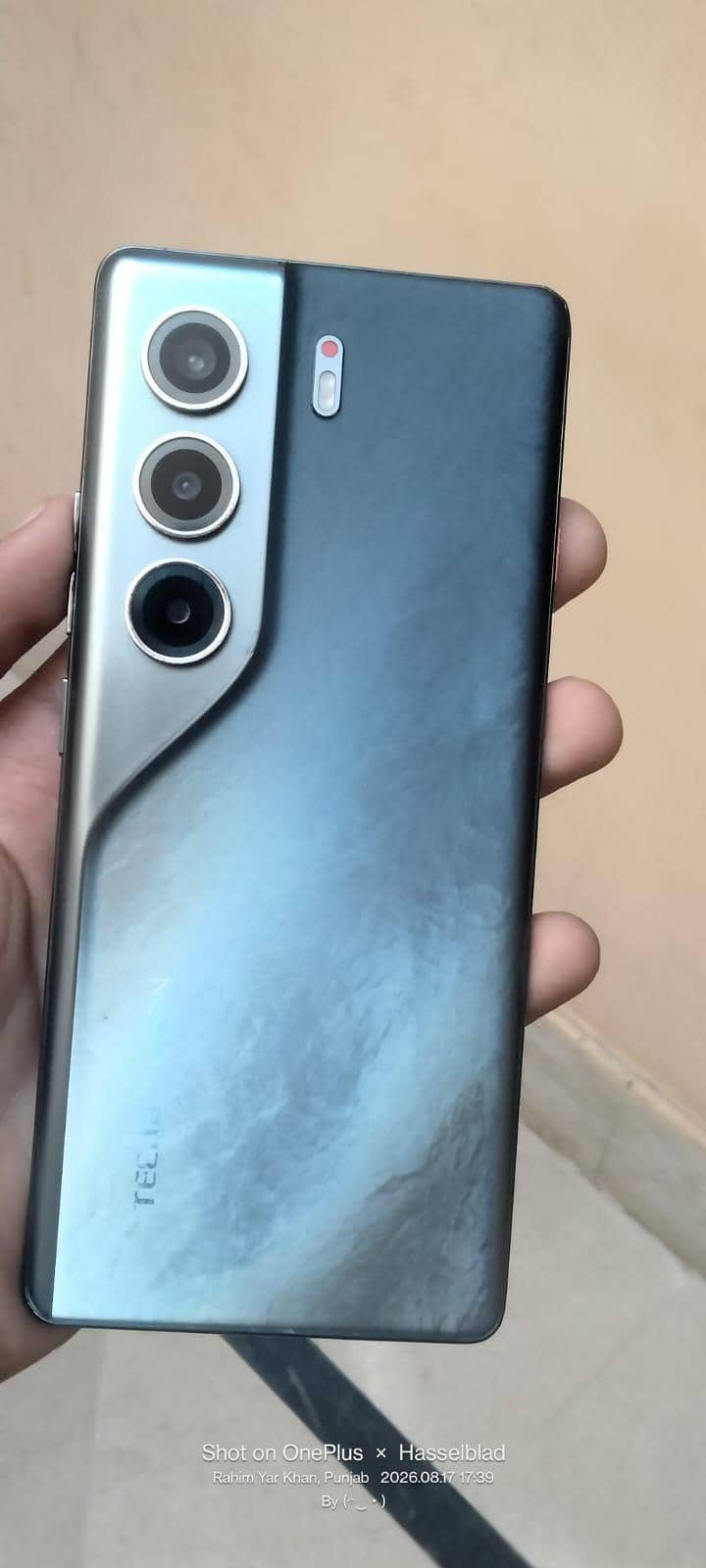 Tecno CAMON 40 Pro 1