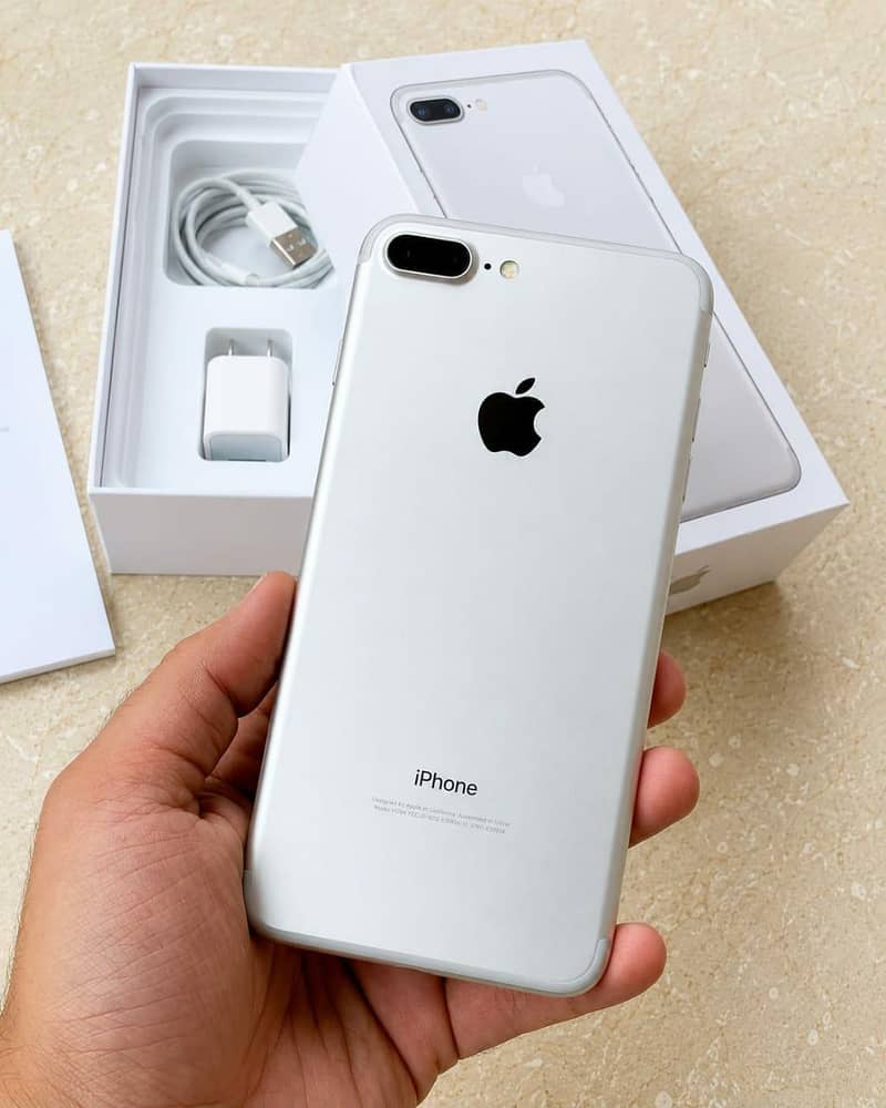 Apple iPhone 7 Plus 3
