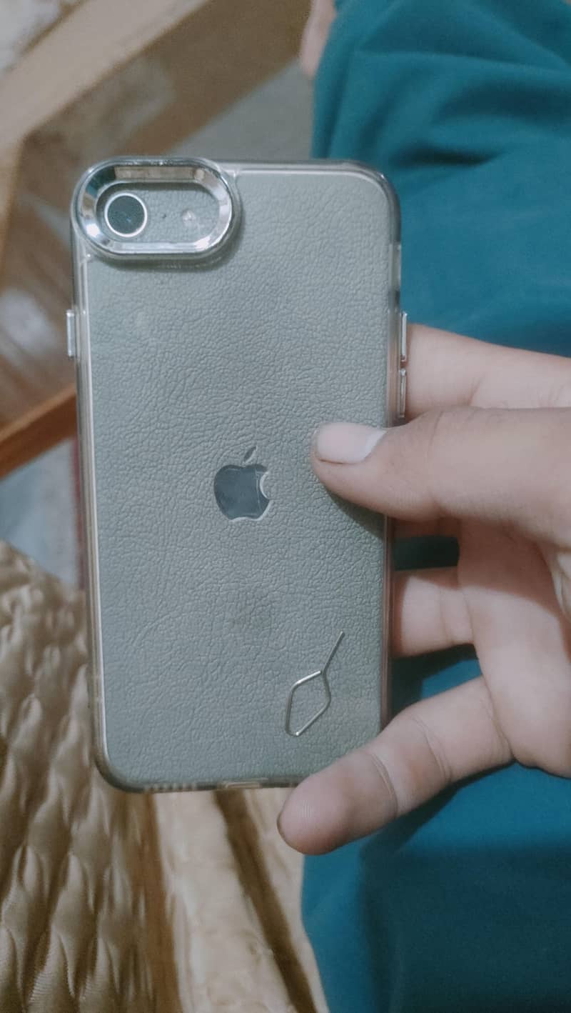 Apple iPhone SE 2