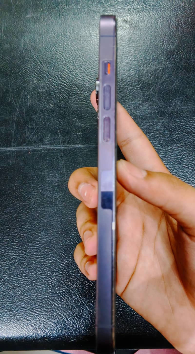 Apple iPhone 14 Pro Max 2