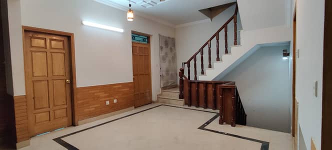 F-11 Excellent House 300 SQY Proper 4 Bedrooms, 4 Attached Bathrooms Modern Fittings Along With Marble Flooring 2 Drawing Dining, 2 TV Lounges, 2 Kitchens