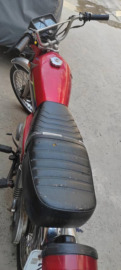 Honda 125 2017 model B koi bhi Kisi kism Ka Ishu Nahin Hai Jisne Bhi