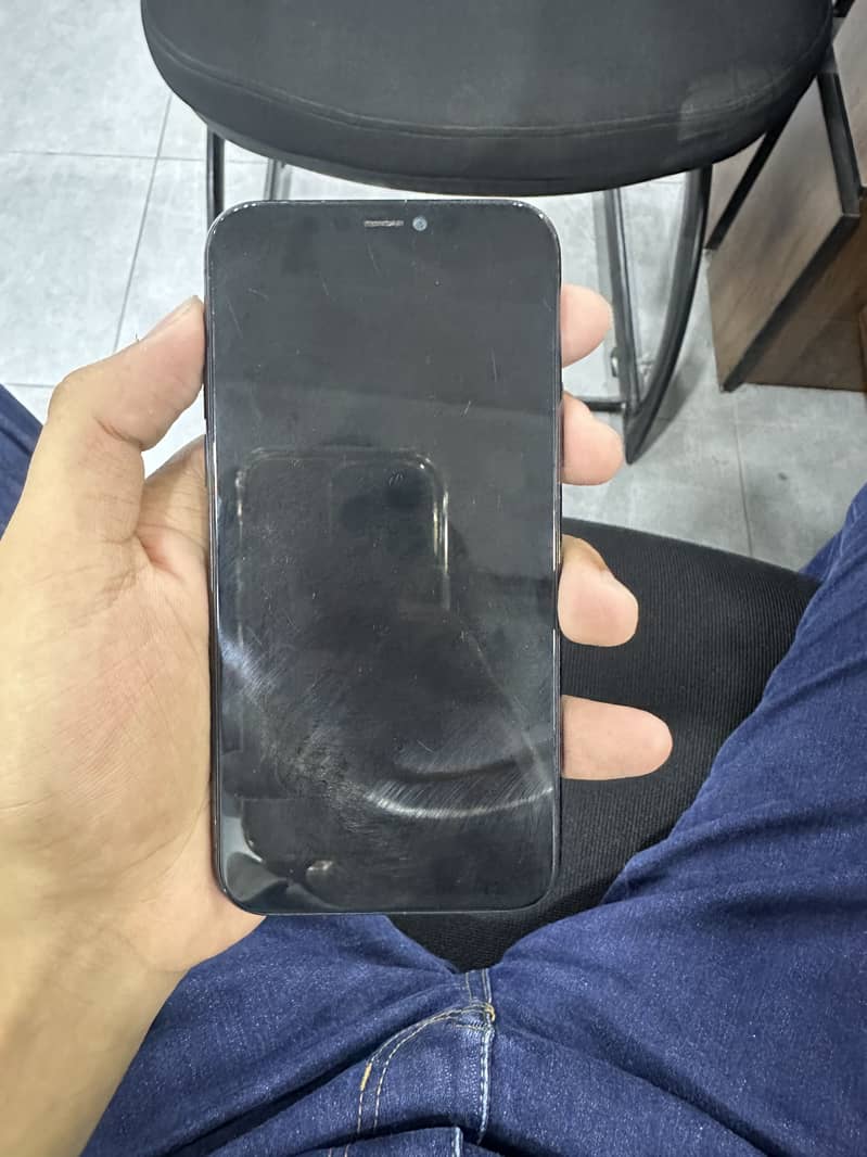 Apple iPhone 11 Pro 7