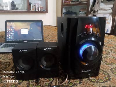 Audionic (0312 451935) Whatsapp